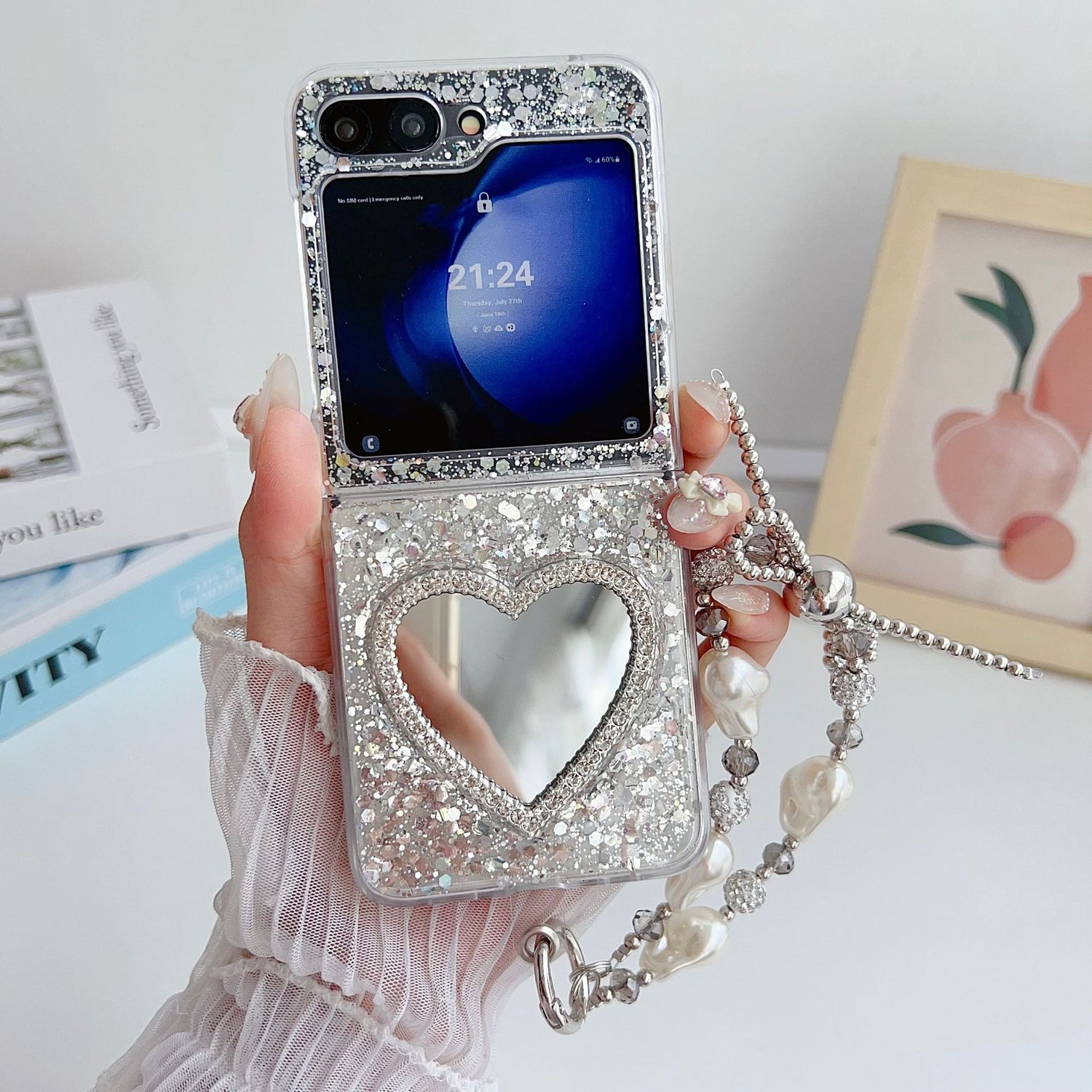 【4-23】Silver sequin heart mirror phone case, compatible with Galaxy Z Flip 6/5/4/3, Samsung folding protective cover, Korean style.