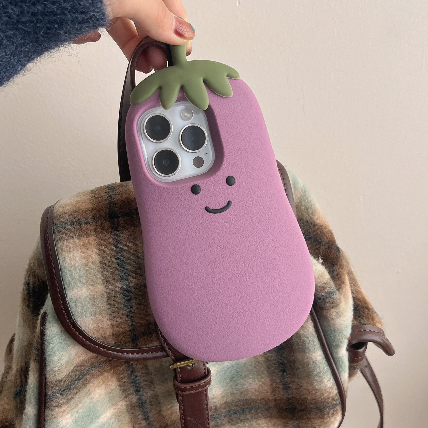 [3-7]Applicable Apple 16promax Eggplant Case iPhone 16/15/14/13pro three-dimensional cute fun case